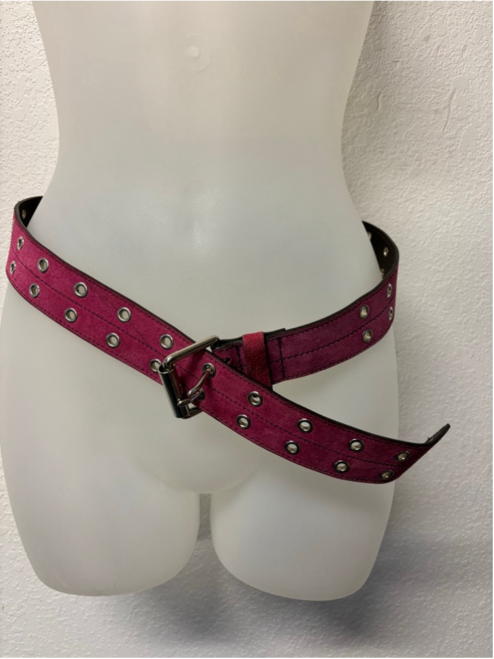 Y2K Belt Express Pink Suede Double Grommet Belt Medium Genuine Y2K